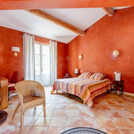 Mas De Lure Hotell Salon-de-Provence Eksteriør bilde