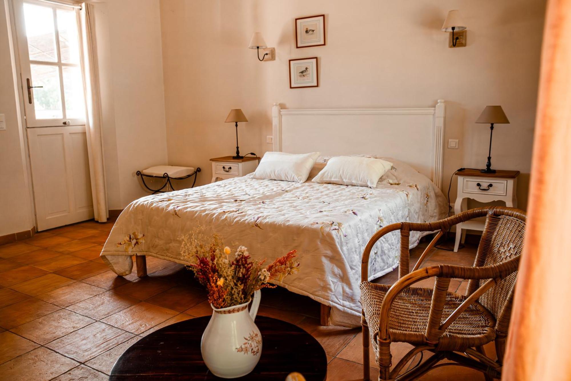 Mas De Lure Hotell Salon-de-Provence Eksteriør bilde