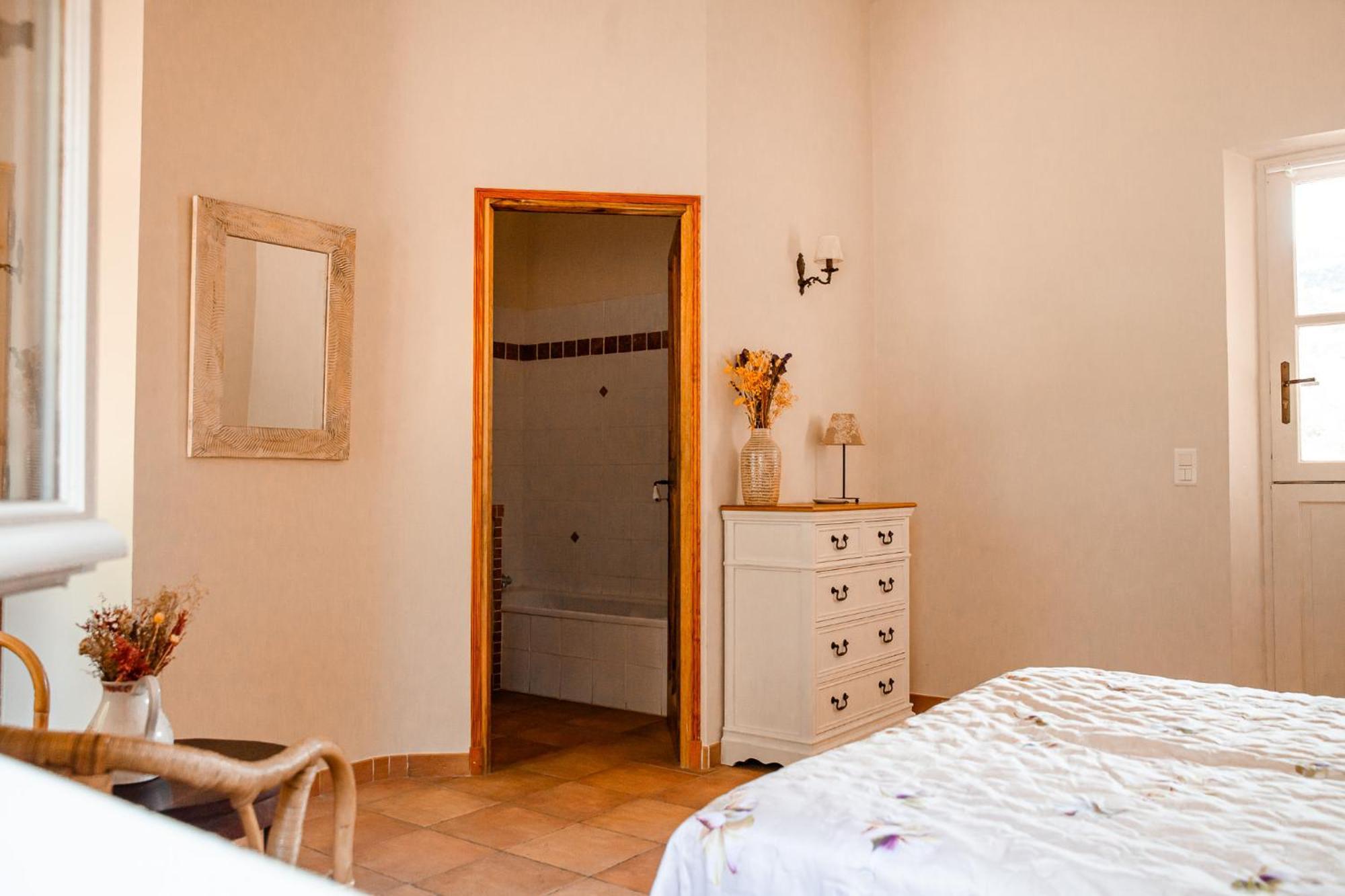 Mas De Lure Hotell Salon-de-Provence Eksteriør bilde